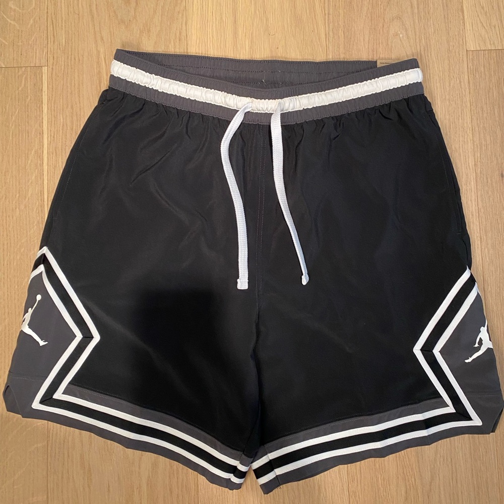 NWT Men’s Basketball Shorts